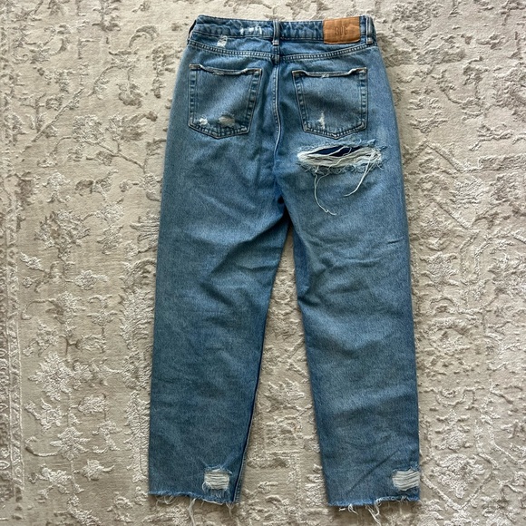 BDG Blue Boyfriend Jeans Distressed Style - Picture 4 of 4